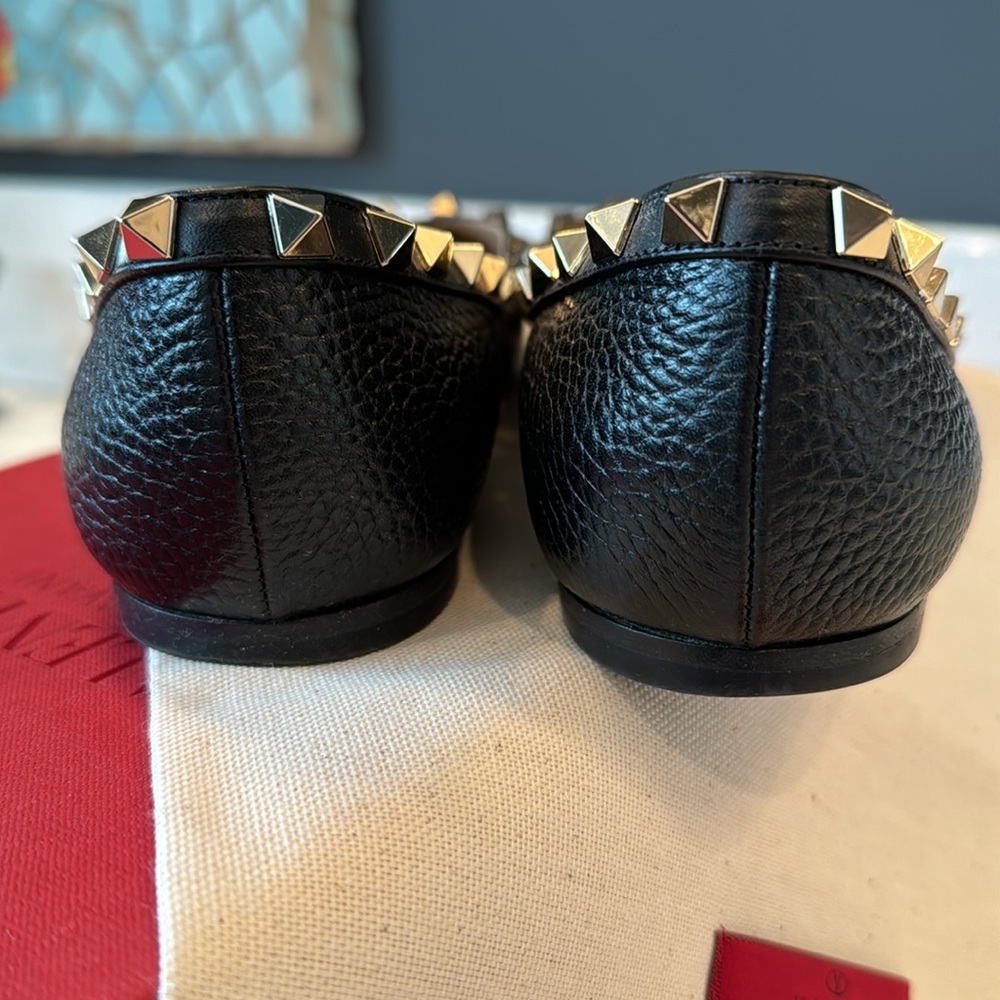Valentino Rockstud Pointed Flat - Picture 4 of 8